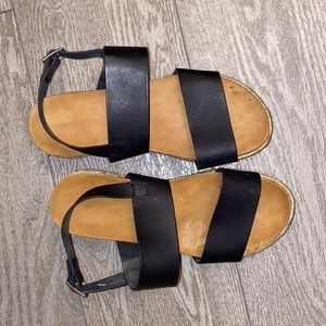Platform sandals